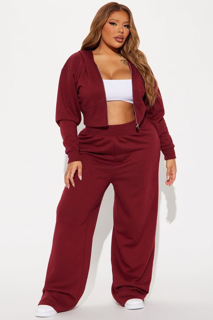 NOVA | Classic Tracksuit