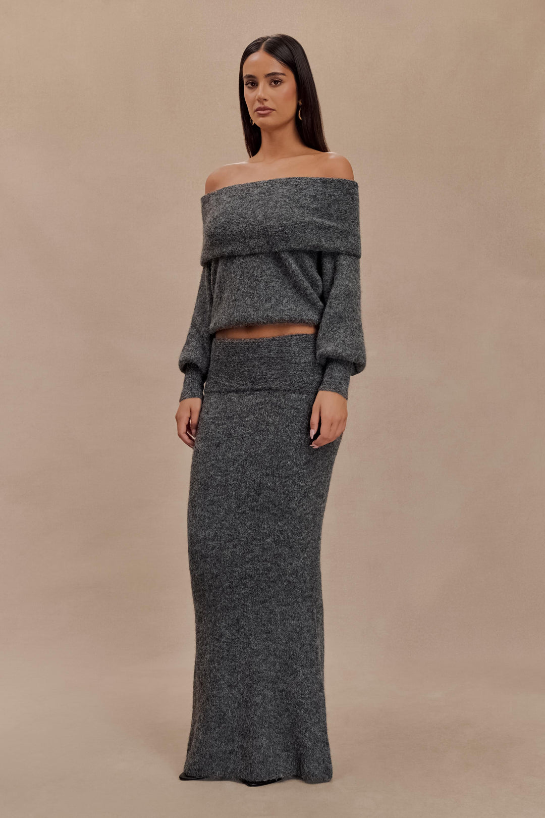 HOLLY | Off shoulder Knit Set