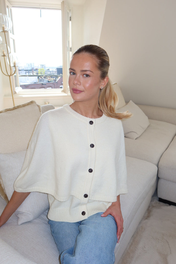LUNA | Knit Cape Top