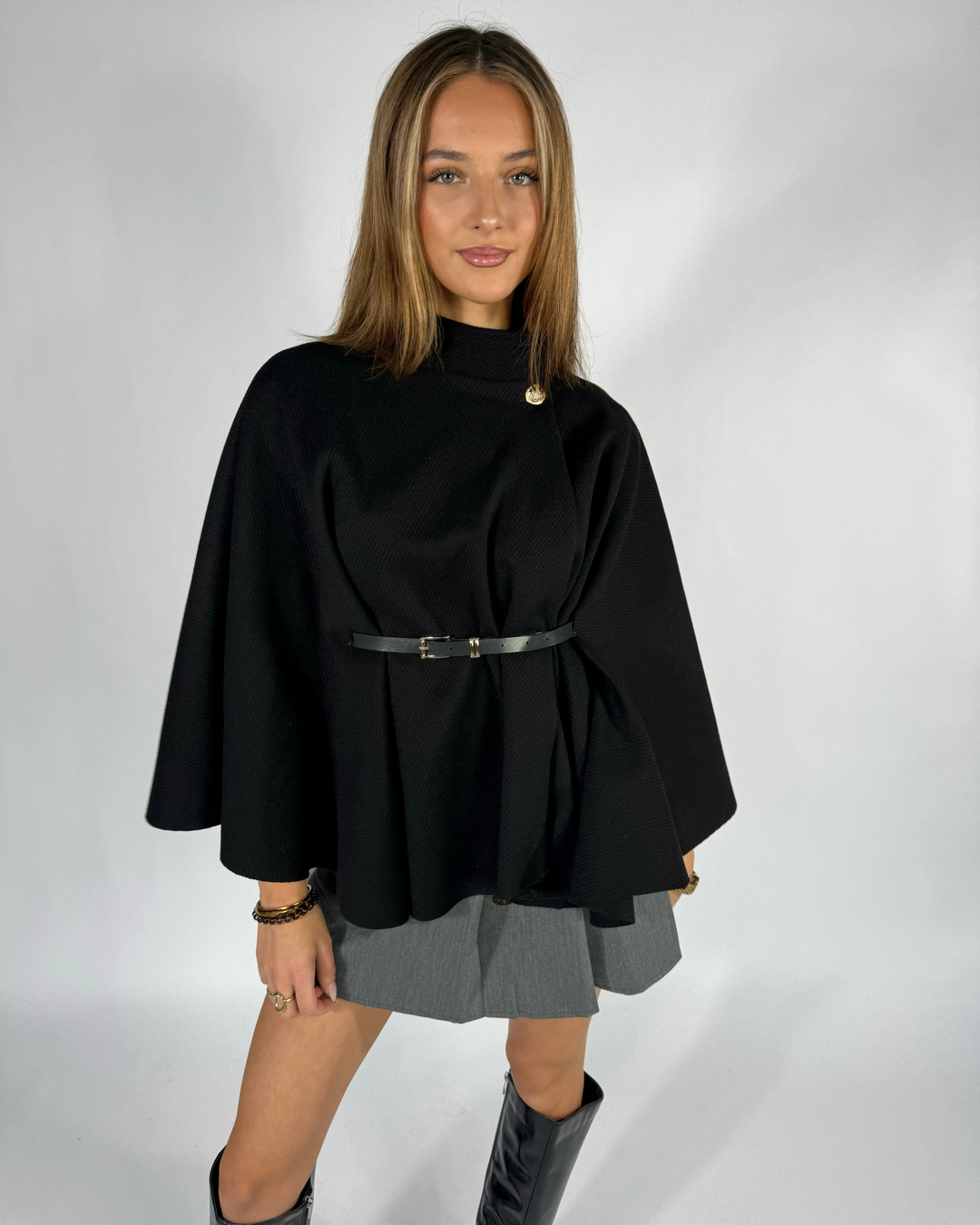 JADE | Elegant Cape Coat