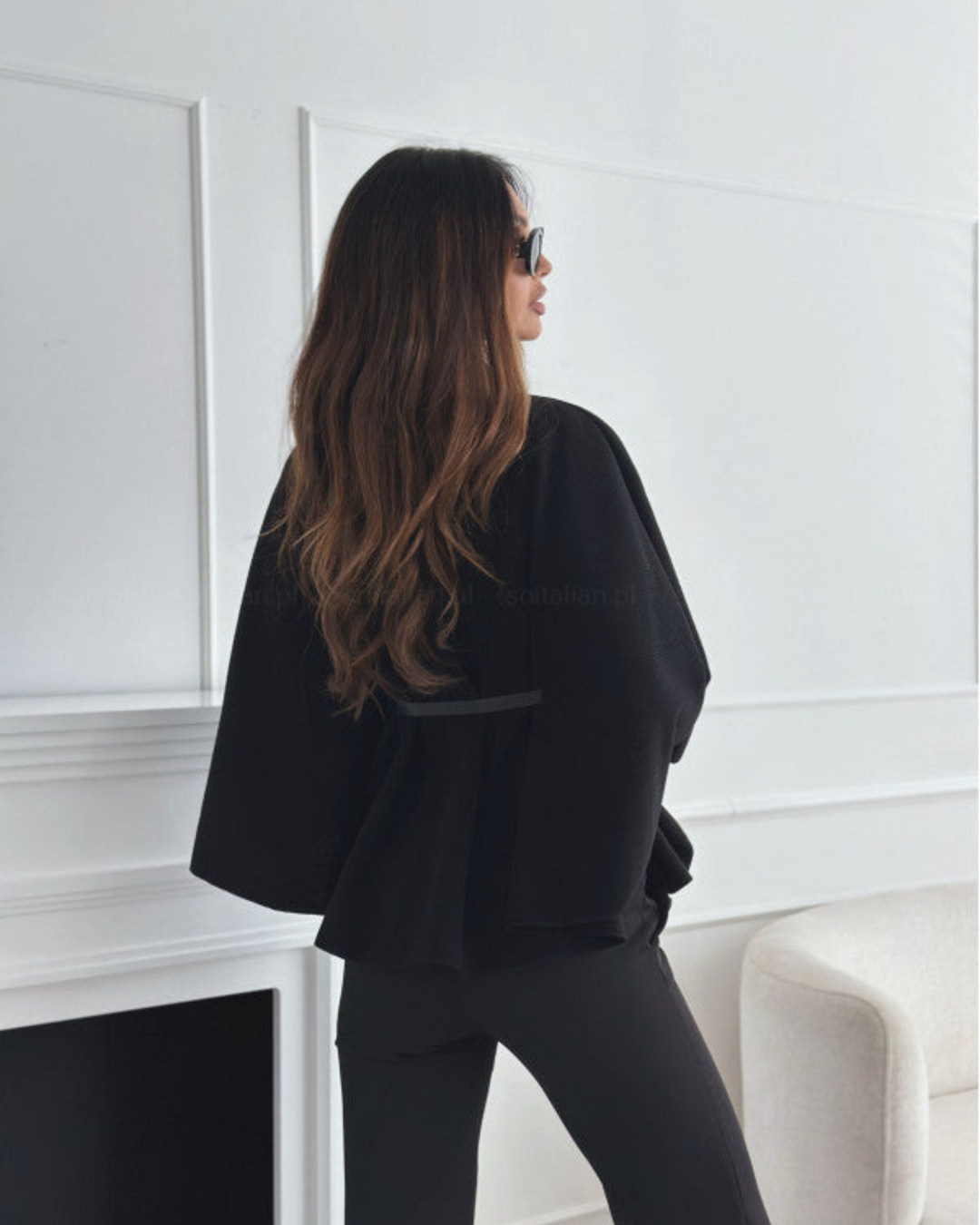 JADE | Elegant Cape Coat