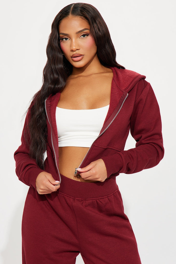 NOVA | Classic Tracksuit