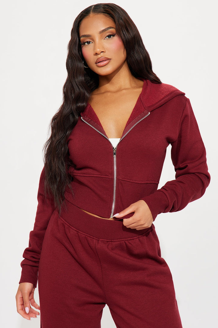 NOVA | Classic Tracksuit