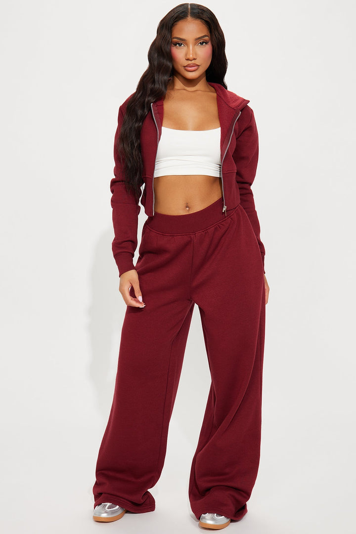 NOVA | Classic Tracksuit