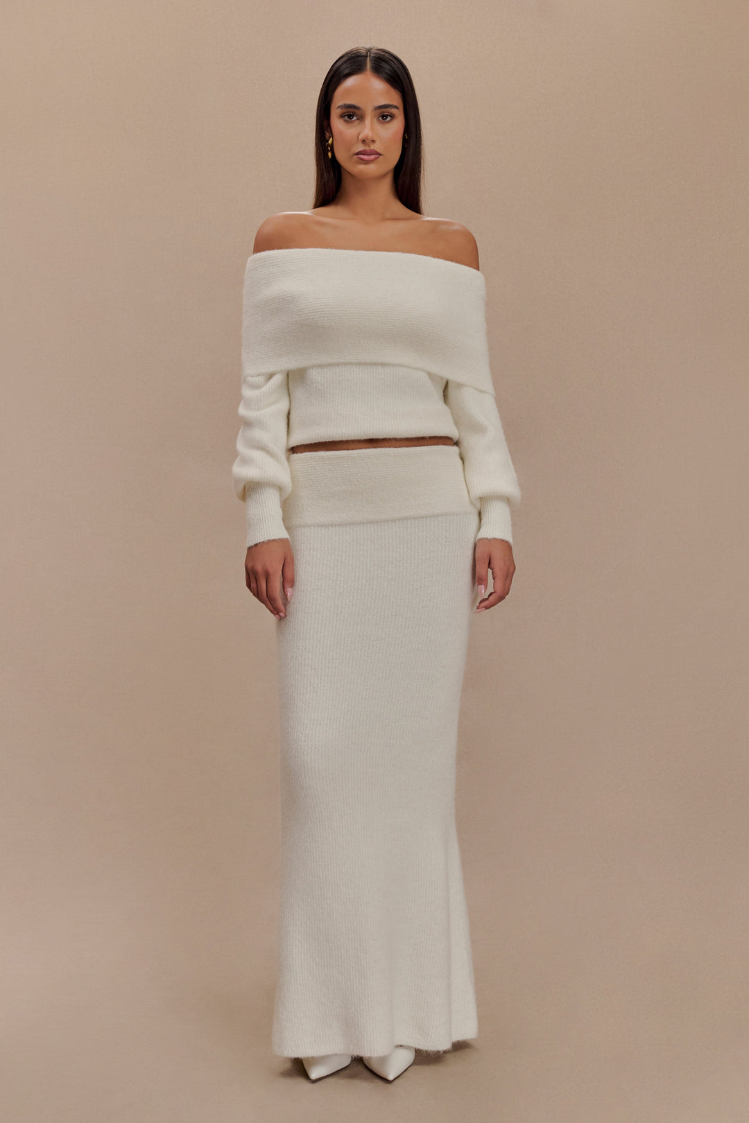 HOLLY | Off shoulder Knit Set